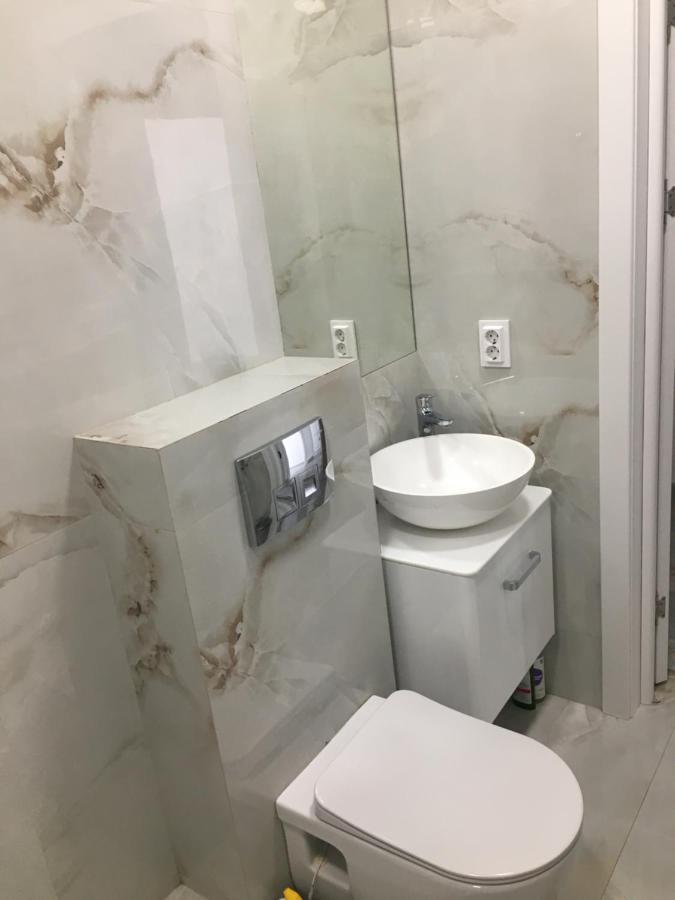 4-Room Jacuzzi Apartment Lvov Exteriér fotografie