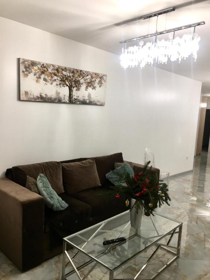 4-Room Jacuzzi Apartment Lvov Exteriér fotografie