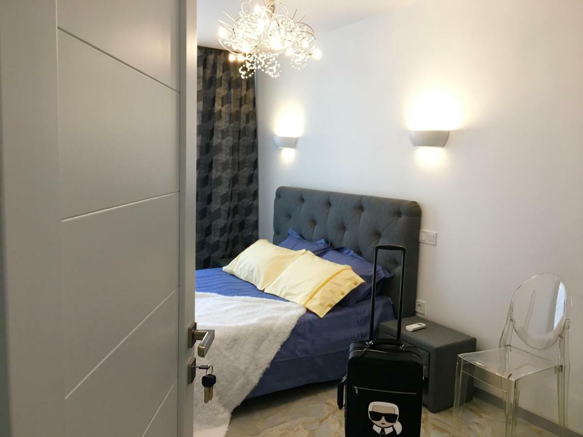 4-Room Jacuzzi Apartment Lvov Exteriér fotografie